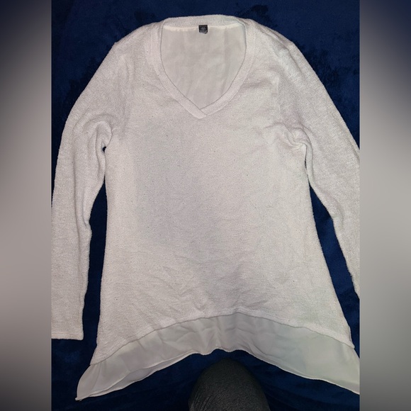 White long sleeve light knit tee | size M - Picture 5 of 7